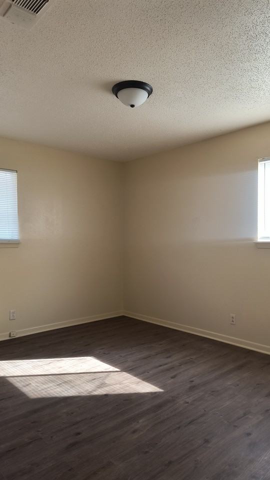 3003 S Taft St #1 - Photo 6 of 10