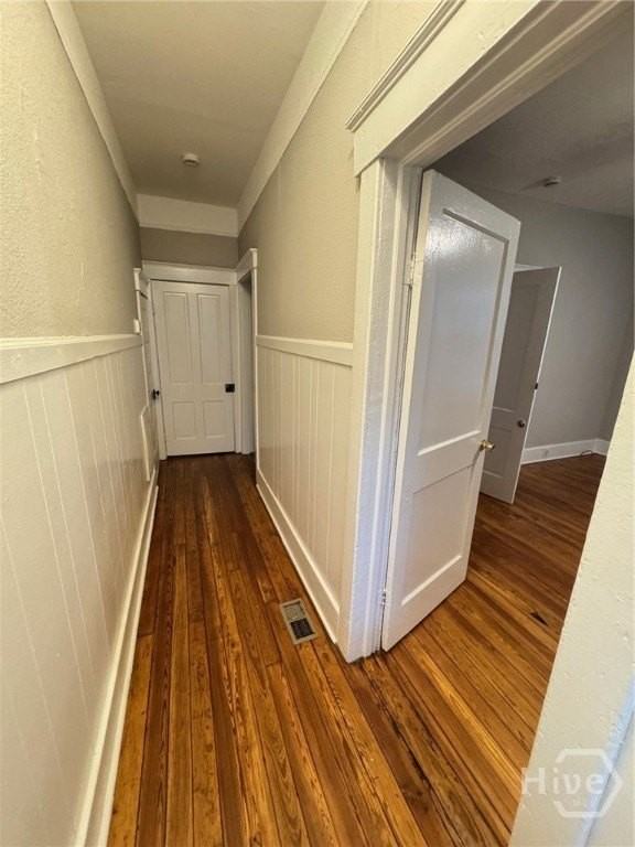 813 E 37th St - Photo 4 of 13