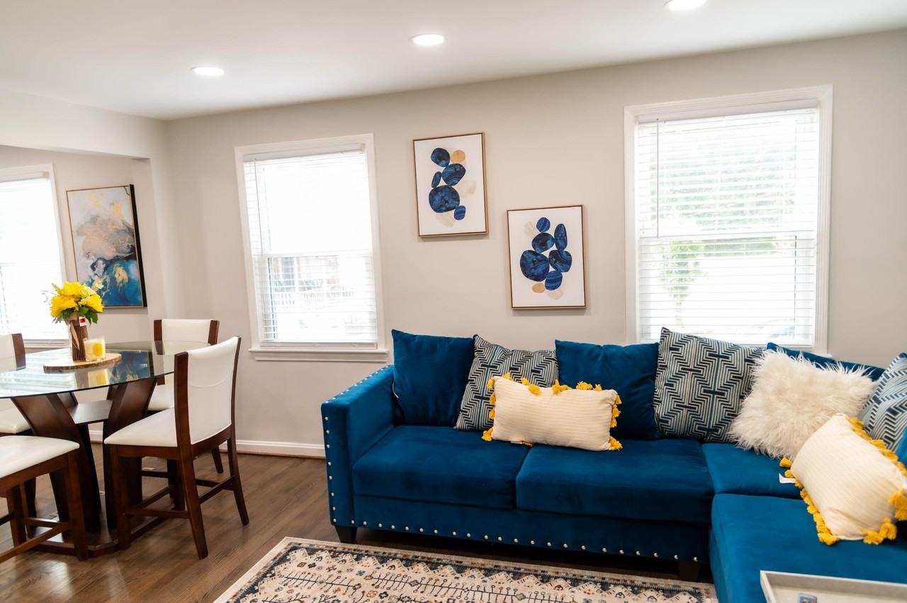 Sachem Dr - Photo 2 of 20