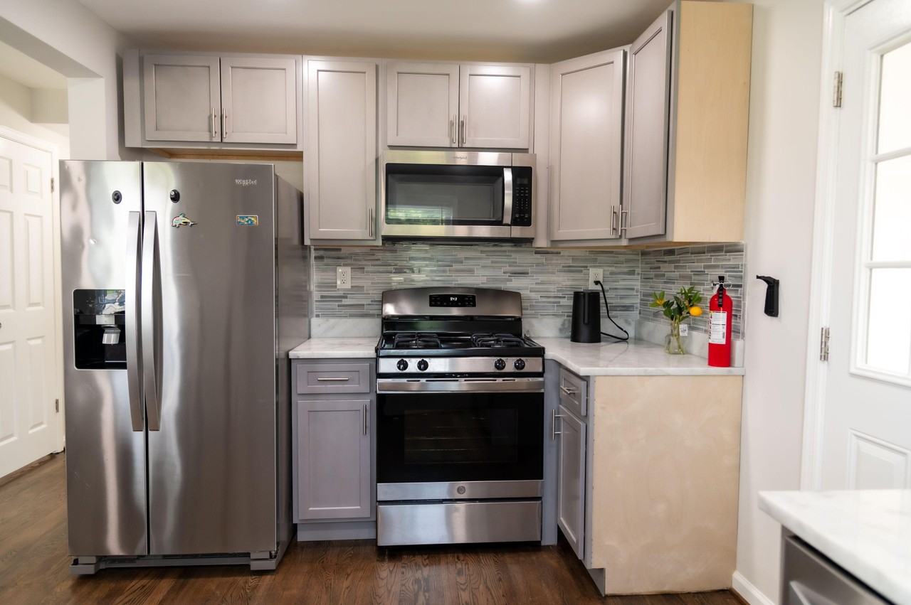 Sachem Dr - Photo 3 of 20