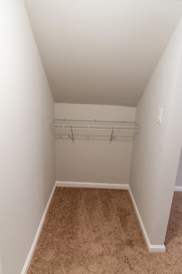 Sachem Dr - Photo 6 of 20