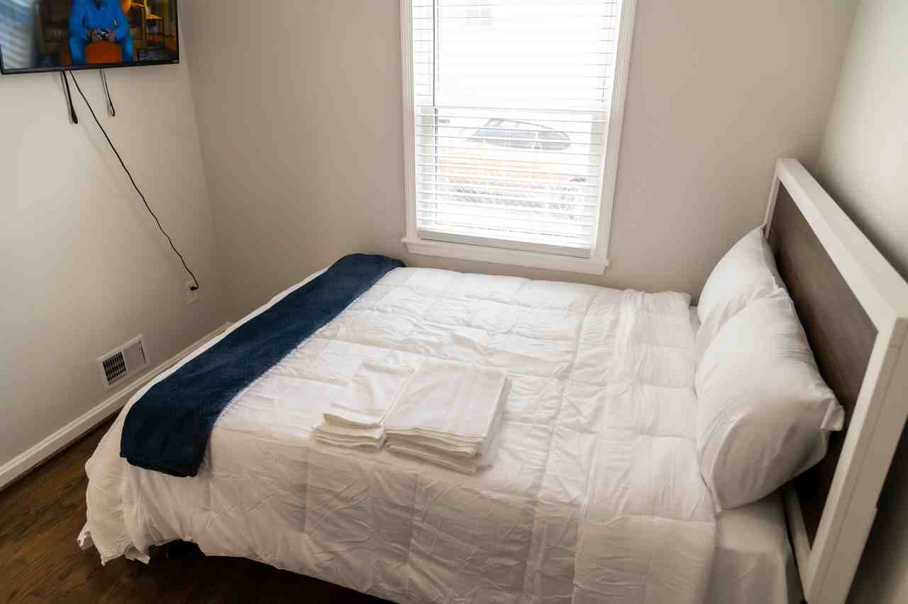 Sachem Dr - Photo 7 of 20