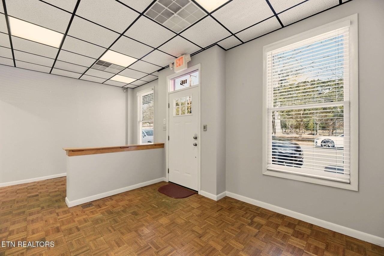 116 Hotel Rd - Photo 6 of 20