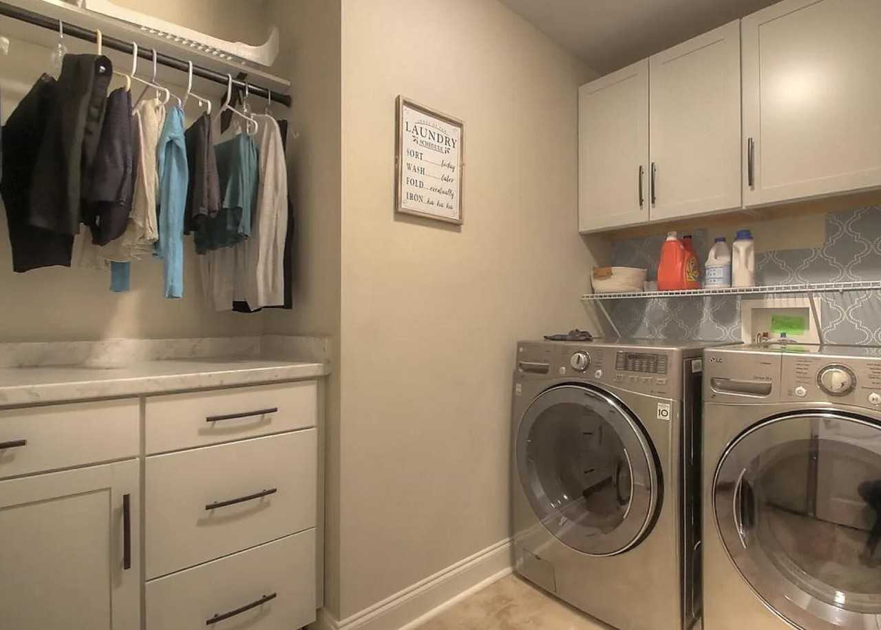 2085 Falling Leaves Ln - Photo 5 of 13