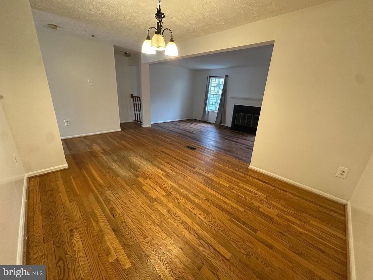 20519 Staffordshire Dr - Photo 3 of 3