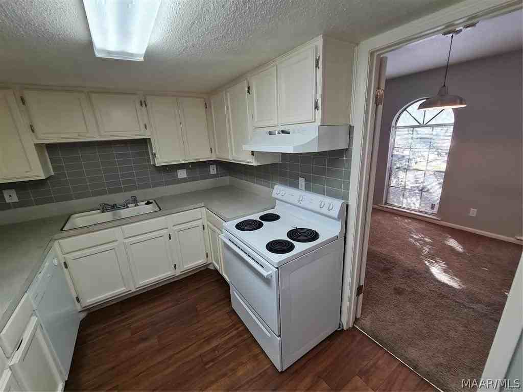 364 Yesterhouse Dr - Photo 5 of 20