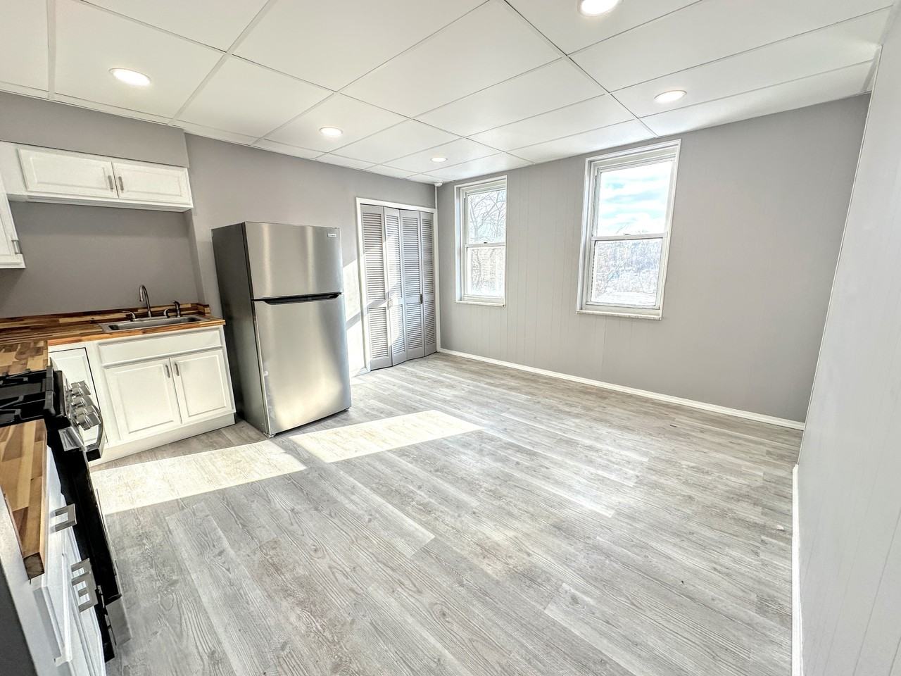 1776 Arlington Ave #1 - Photo 6 of 34