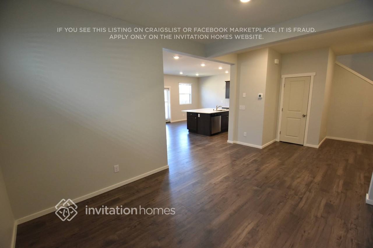 11103 184th St E - Photo 3 of 21