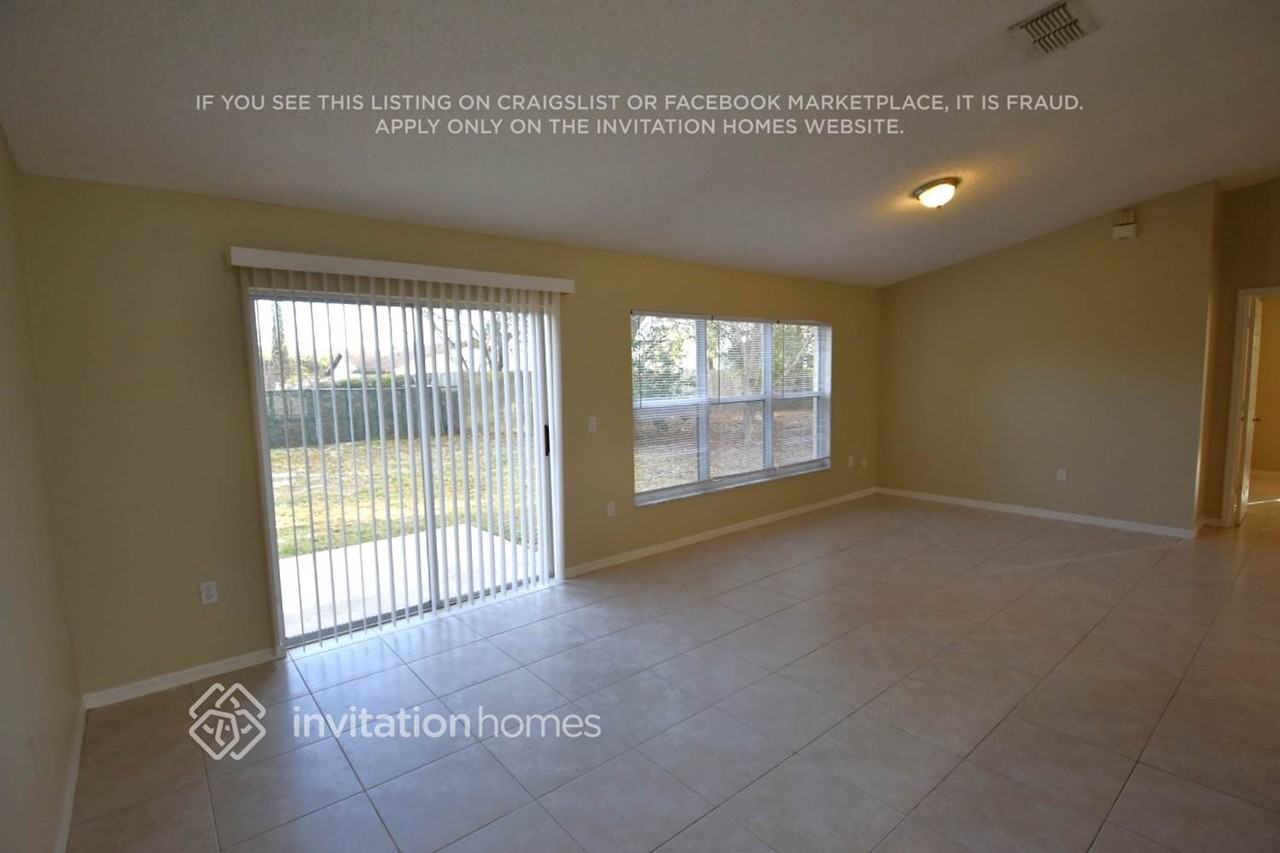 521 Mobley Dr - Photo 2 of 11