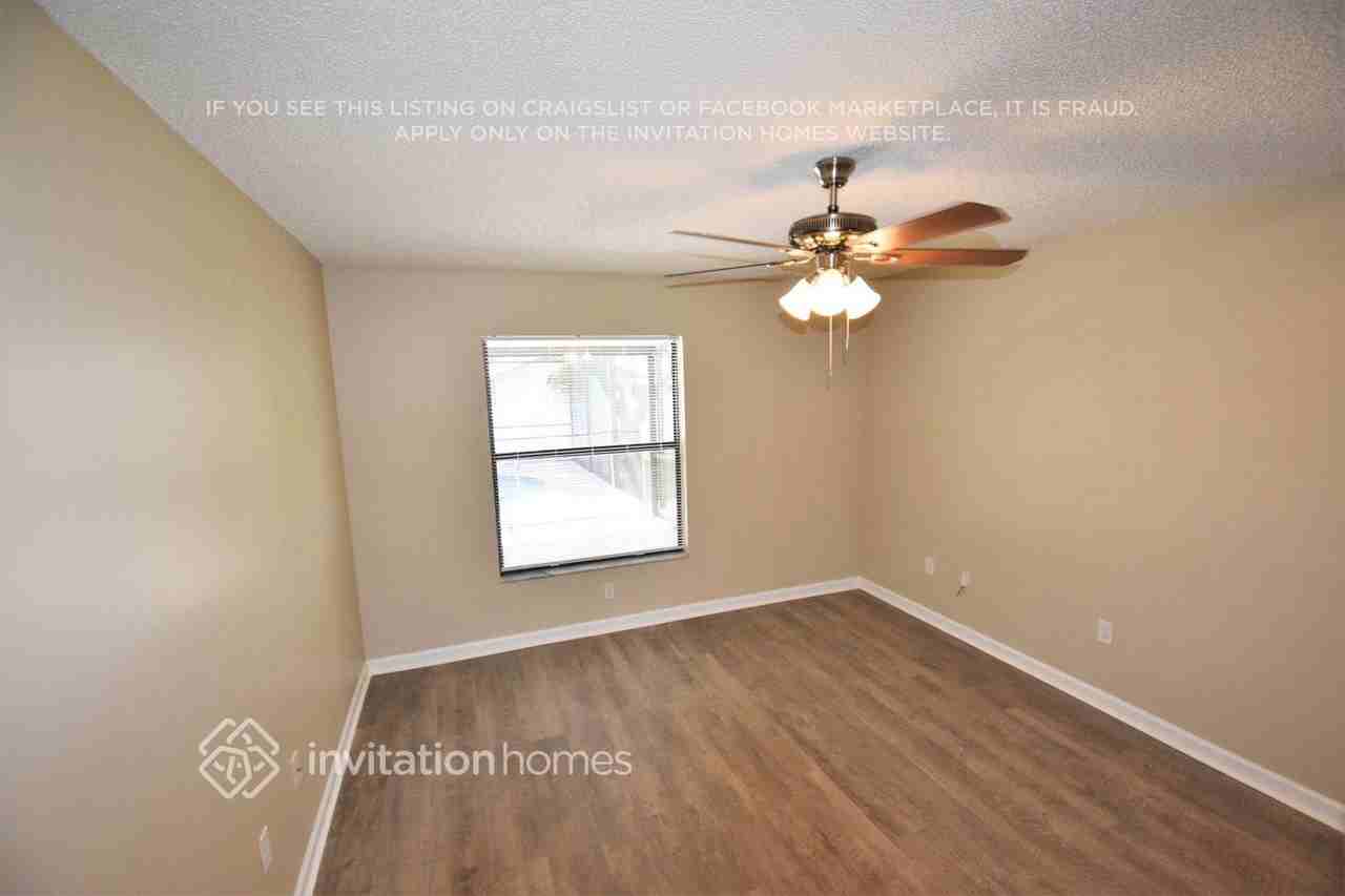 1410 Sw 3rd Ave - Photo 6 of 12