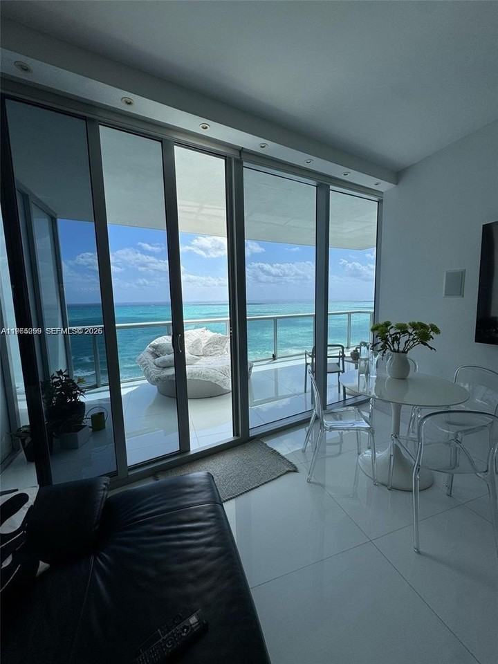 17121 Collins Ave #1802 - Photo 7 of 21