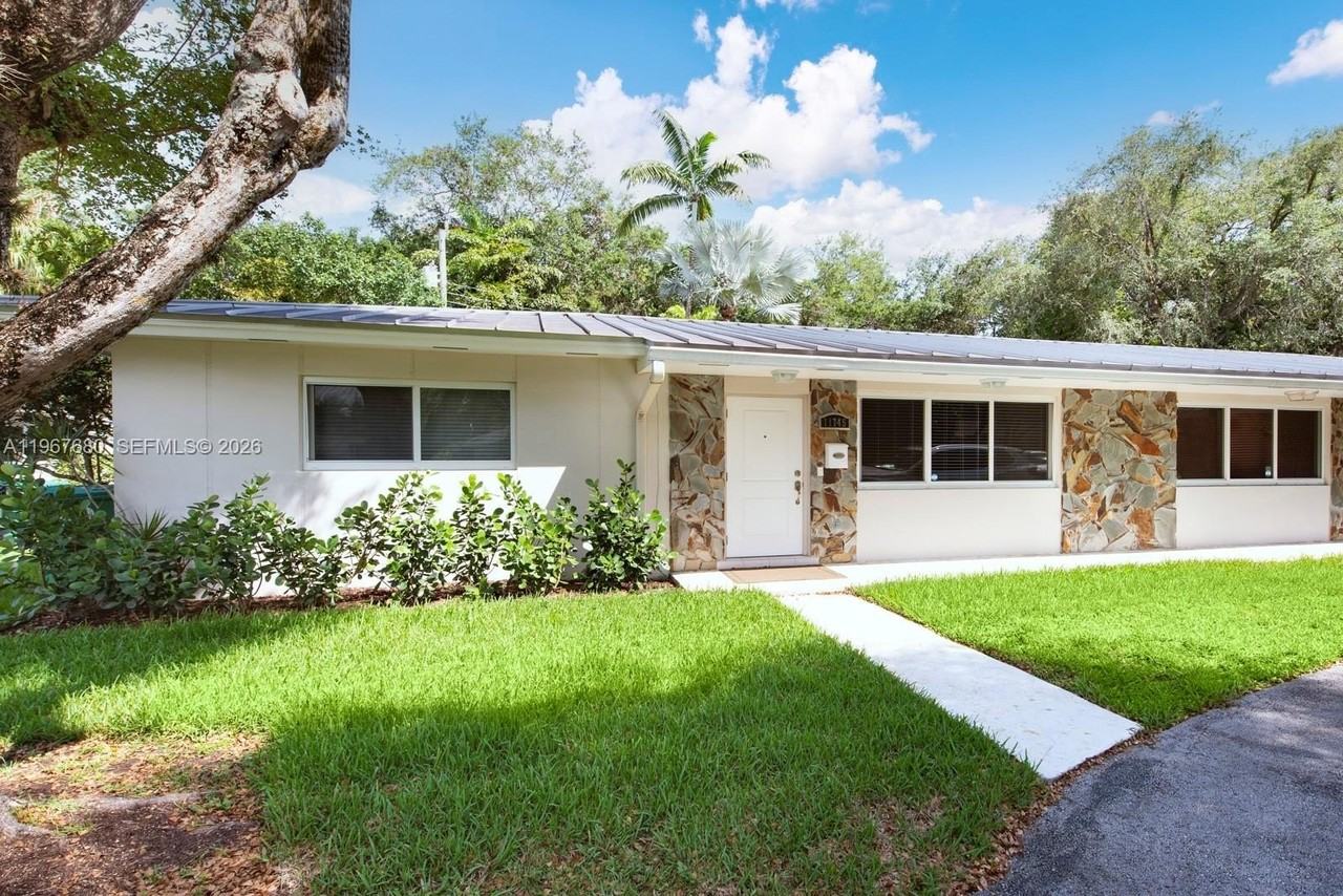 11745 Sw 81st Rd #11745 - Photo 2 of 20