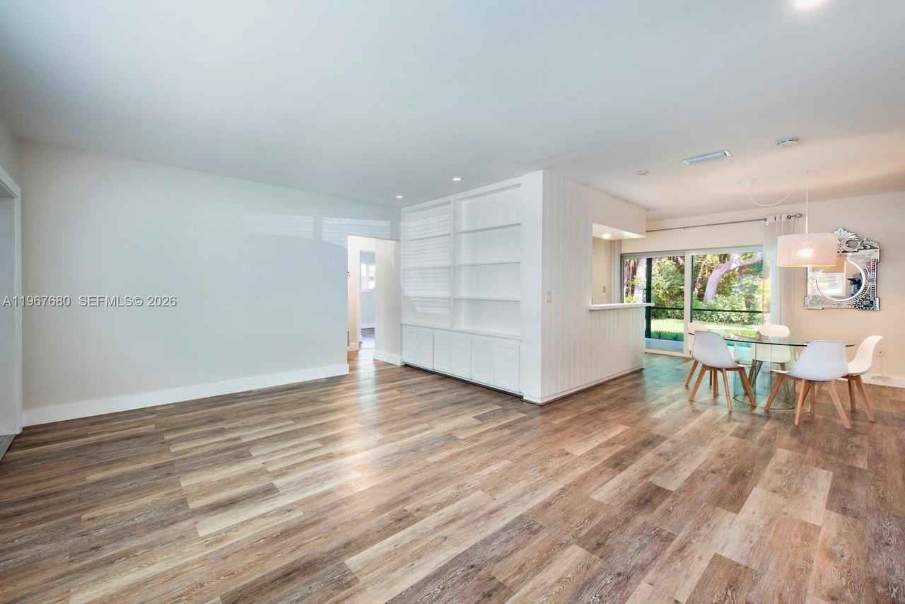 11745 Sw 81st Rd #11745 - Photo 3 of 20