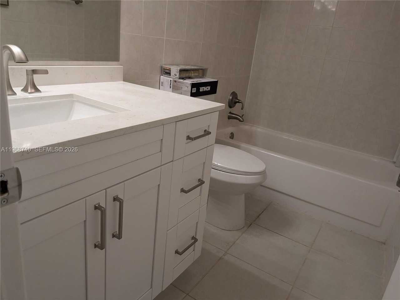 9621 Sw 77th Ave #202B - Photo 3 of 30