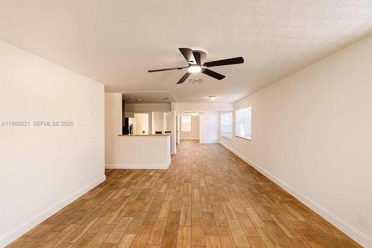 6780 Meade St - Photo 2 of 16