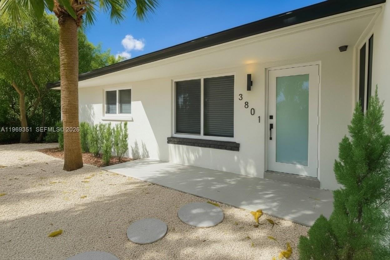 3801 Ne 16th Ter - Photo 2 of 42