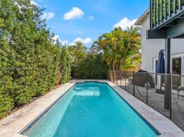 featured image of 10281 Nw 32nd St