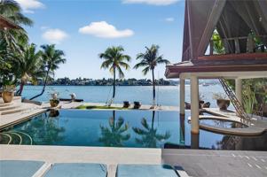 featured image of 14 W San Marino Dr