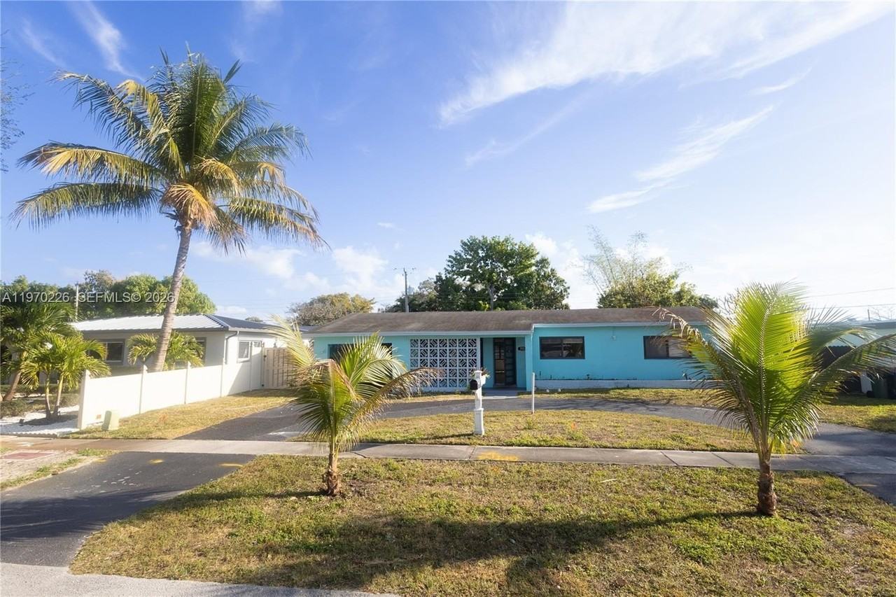 772 Pennsylvania Ave #772 - Photo 2 of 24