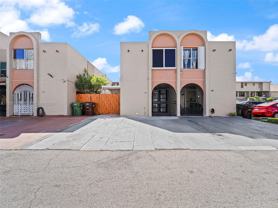 1096 W 42nd Pl #33 - Photo 1 of 1