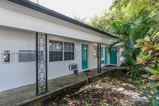 1717 Ne 12th St #2 - Photo 1 of 1