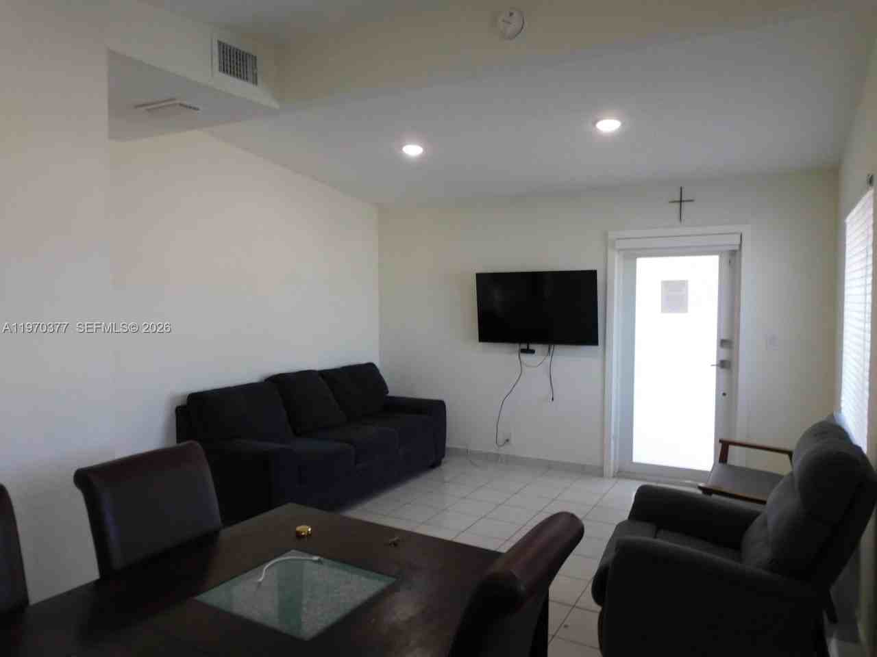 620 Nw 58th Ct #0 - Photo 6 of 32