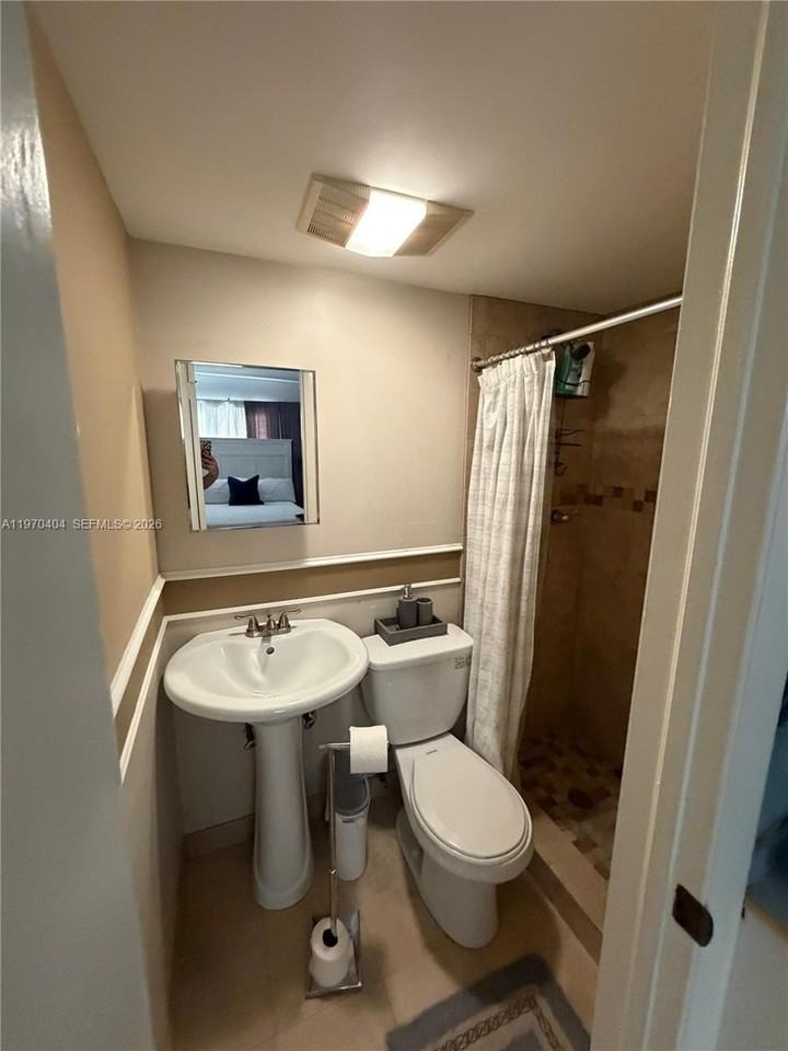45 Sw 28th Rd #0 - Photo 2 of 16