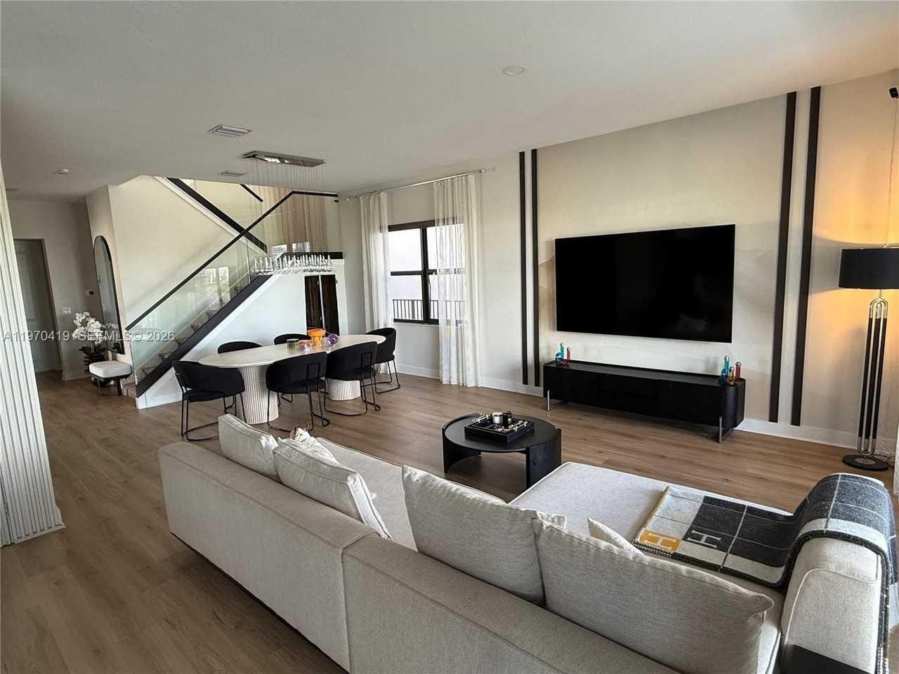 17507 Sw 43rd St #0 - Photo 4 of 25