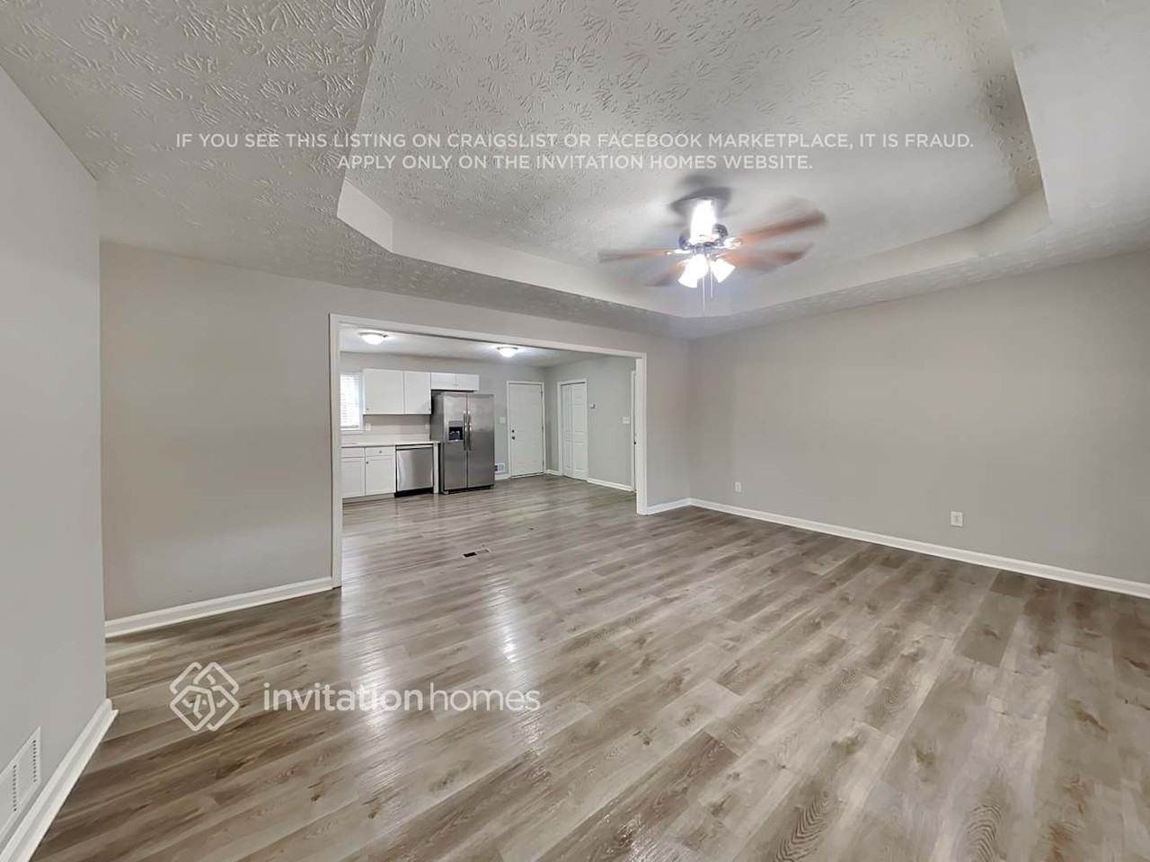 300 E Country Woods Dr - Photo 5 of 18