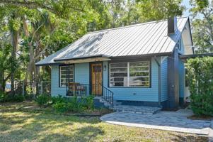 featured image of 2408 Hillview St