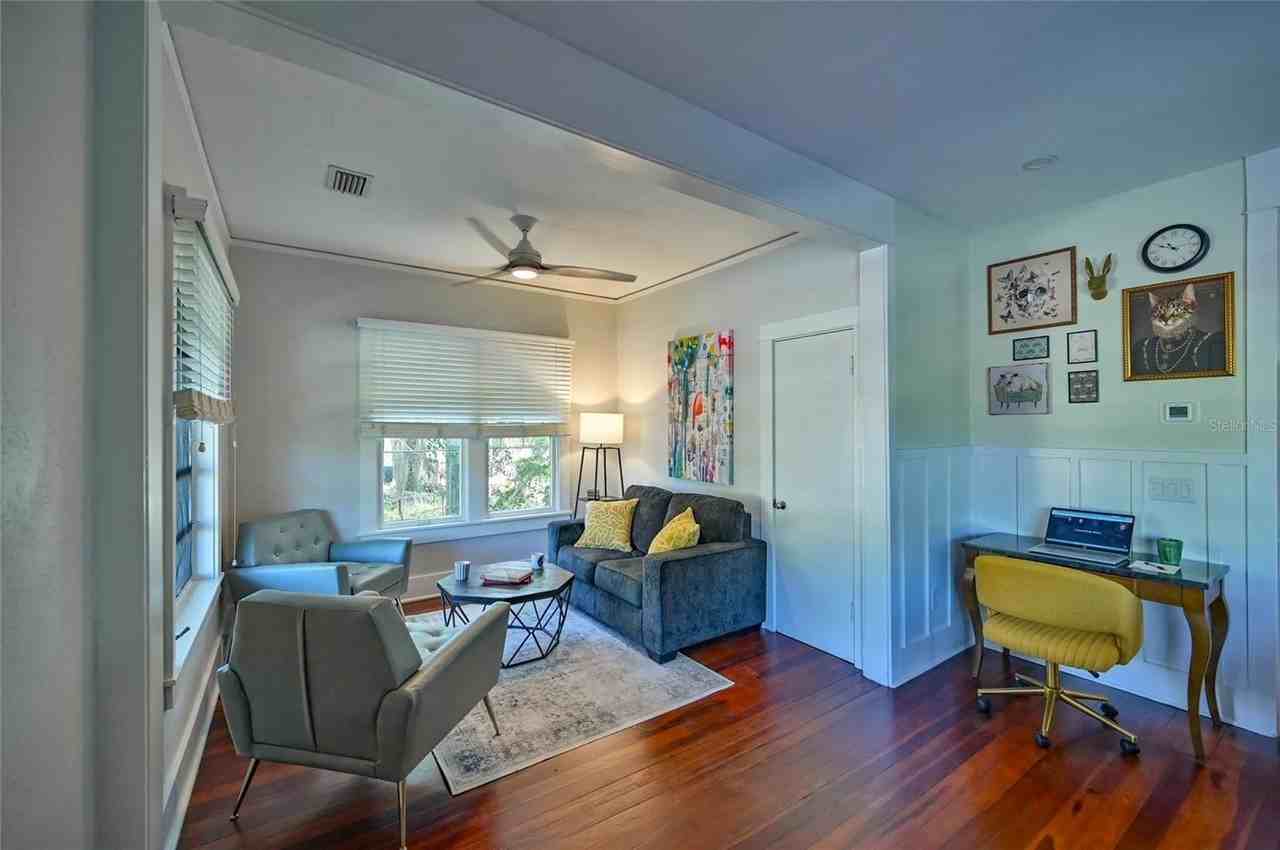 2408 Hillview St - Photo 4 of 24