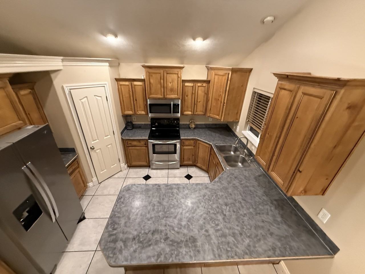 244 Se - Photo 6 of 17