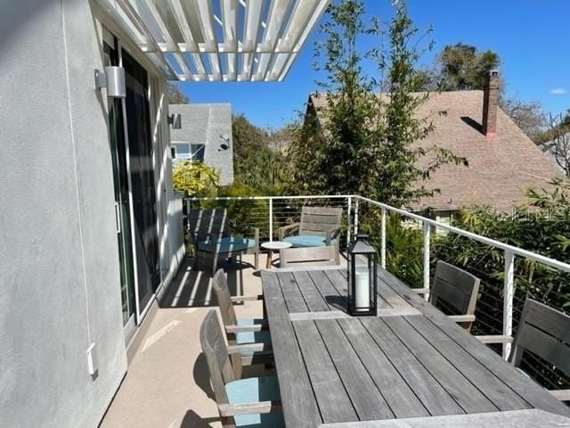 124 7th Ave N #1-2 - Photo 6 of 23