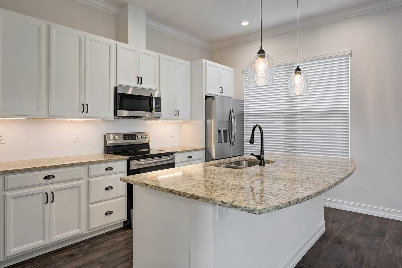 3233 Dade Ave #TANS - Photo 5 of 12