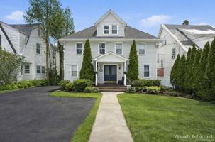 featured image of 123 S Broadway Apt 2b #2B