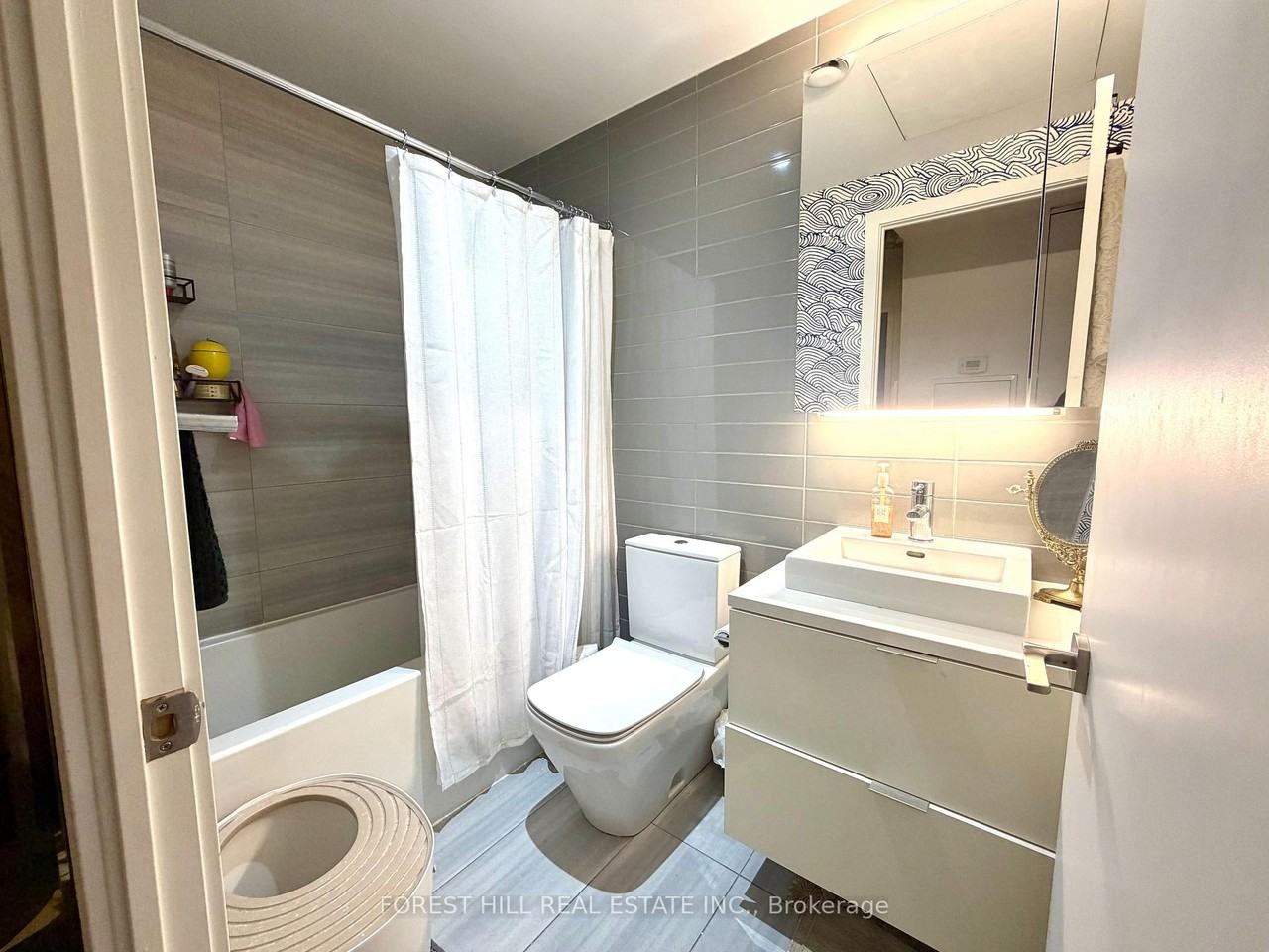 170 Bayview Avenue #1706 - Photo 6 of 16