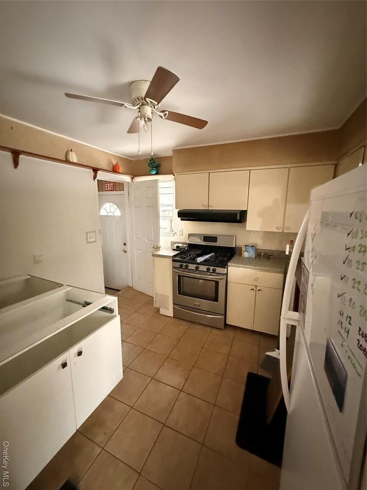 46 Elmira St - Photo 6 of 14