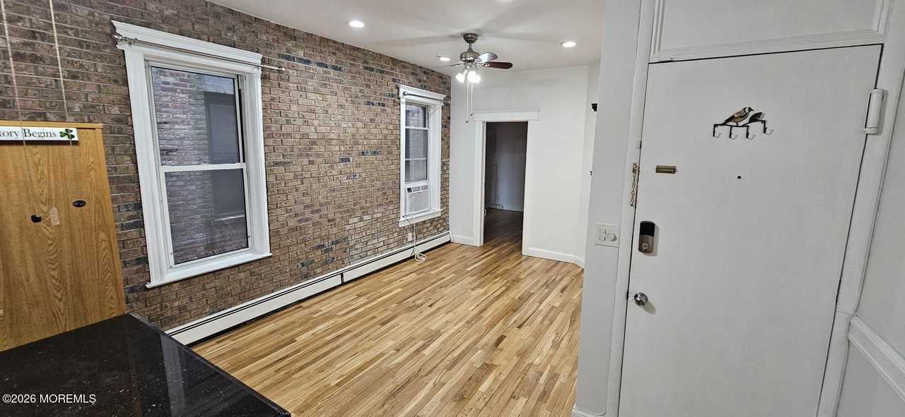 4110 Park Ave Apt 3 #3 - Photo 6 of 21