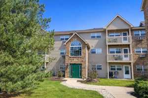 featured image of 300 Cunat Blvd Apt 2b #2B