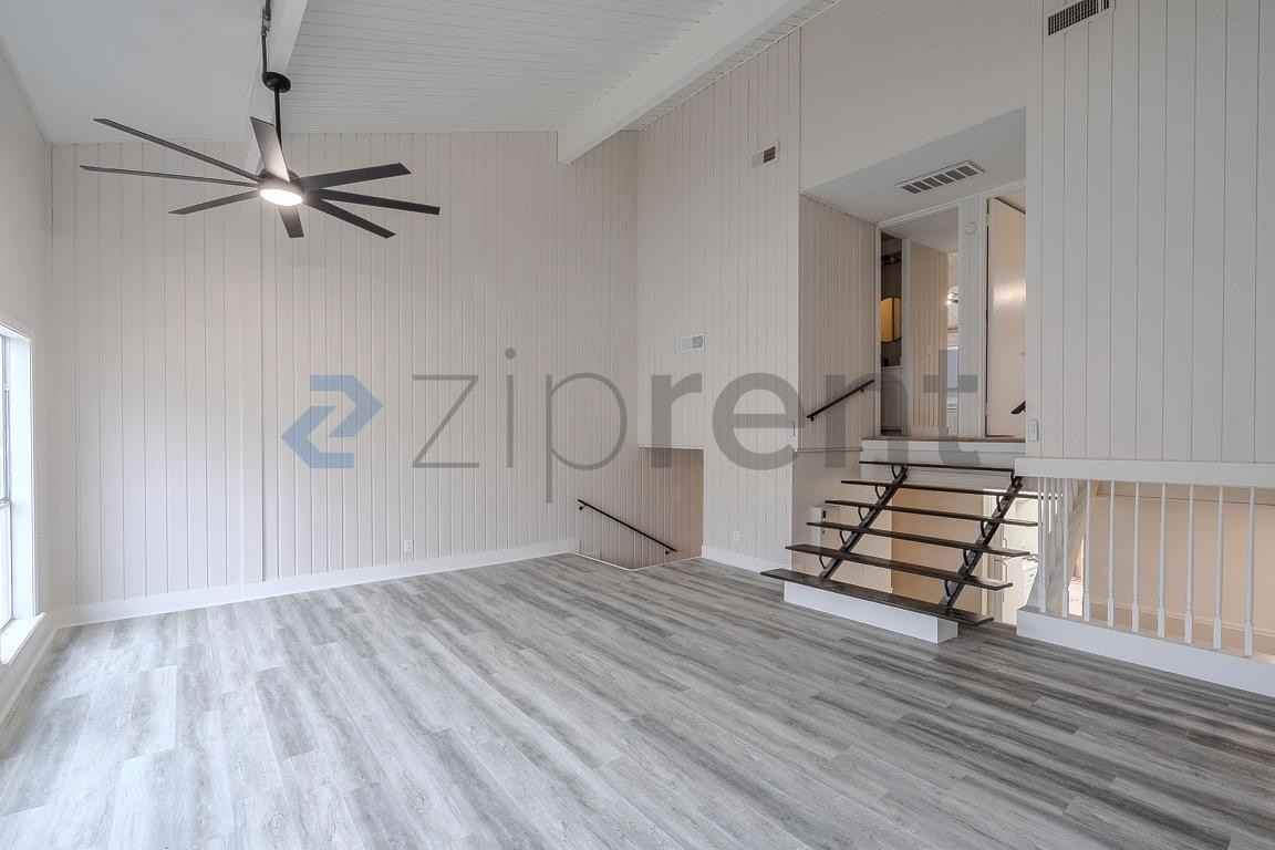 19 Lakeway St - Photo 2 of 26