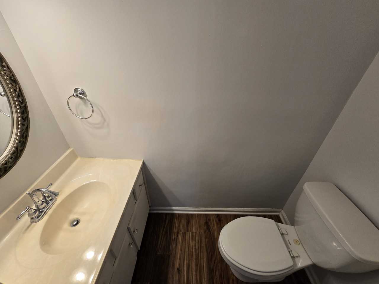 117 Kingsbury Dr #1 - Photo 4 of 26