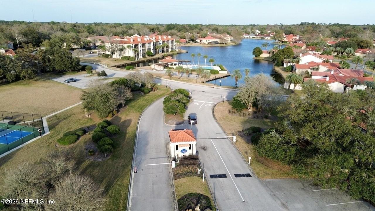 4632 Corrientes Cir N - Photo 3 of 50