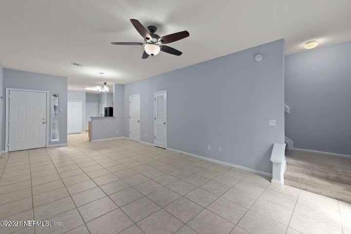 631 Scrub Jay Dr - Photo 6 of 31