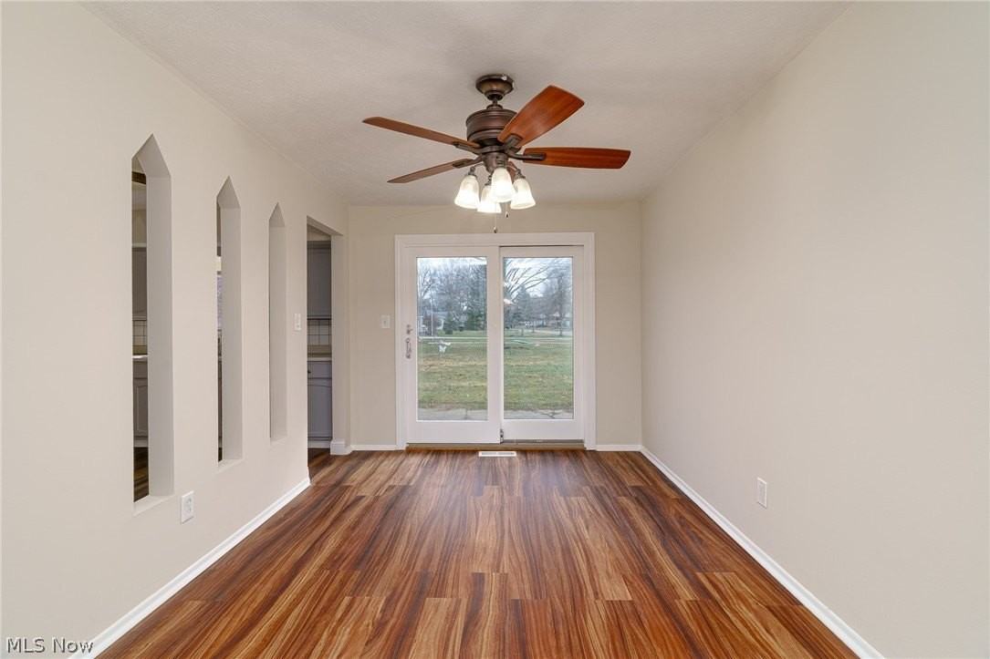 8671 Ashwood Dr - Photo 7 of 28