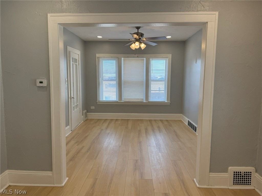 3231 W 121st St - Photo 3 of 24