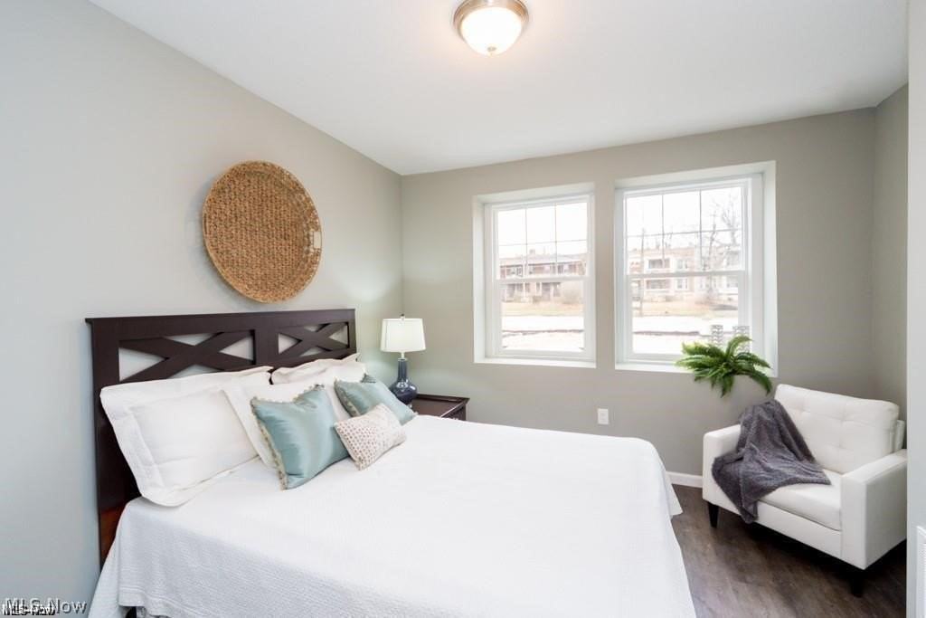 14814 Clifton Blvd Apt 203 #203 - Photo 3 of 9