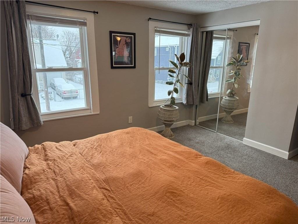 1883 W 57th St - Photo 2 of 29