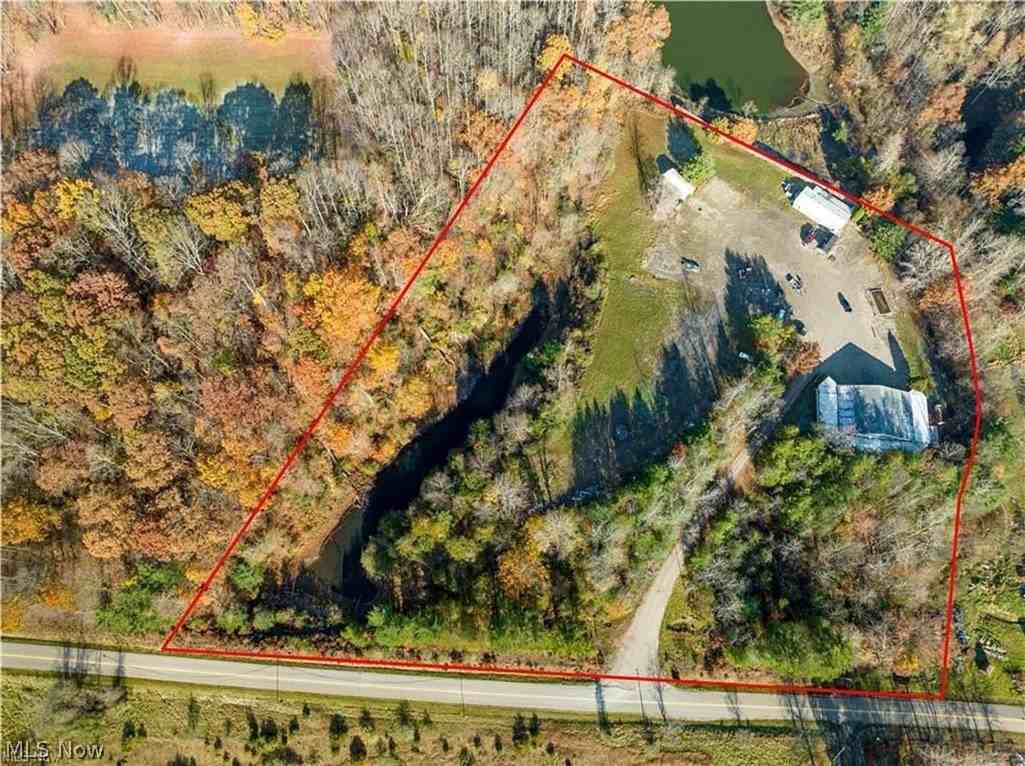 4050 Tall Timber Rd Ne - Photo 4 of 18