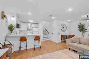 featured image of 515 44th Street Rear House