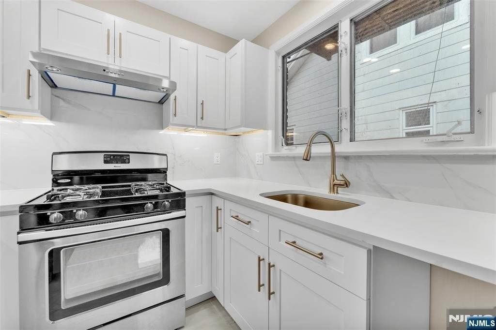 203 Brinkerhoff St - Photo 4 of 20